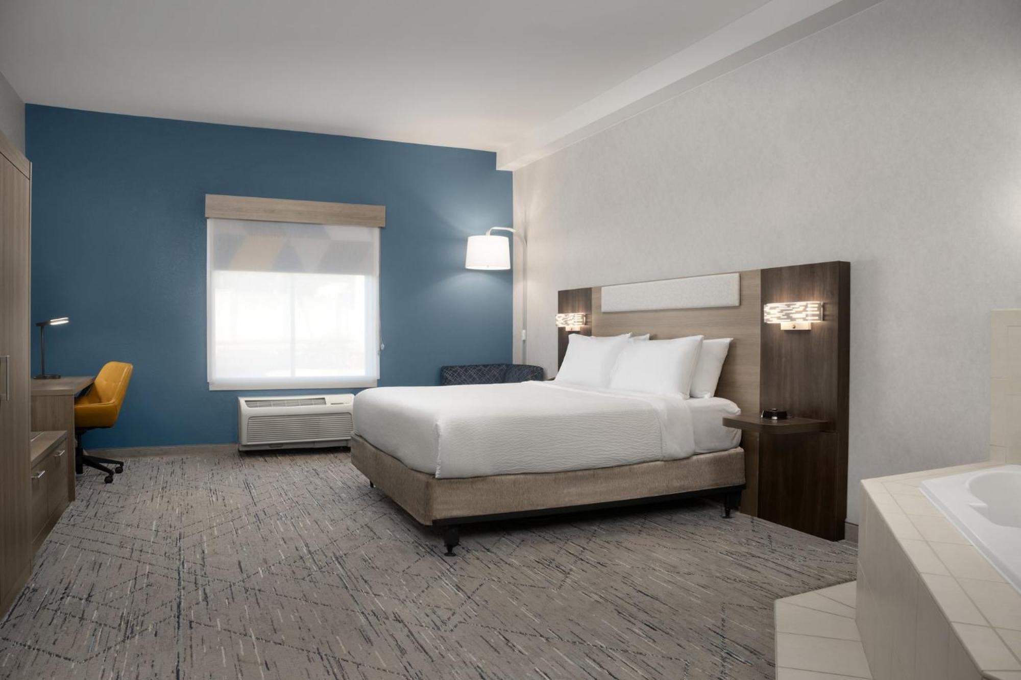 Holiday Inn Express & Suites Alexandria - Fort Belvoir By Ihg Экстерьер фото