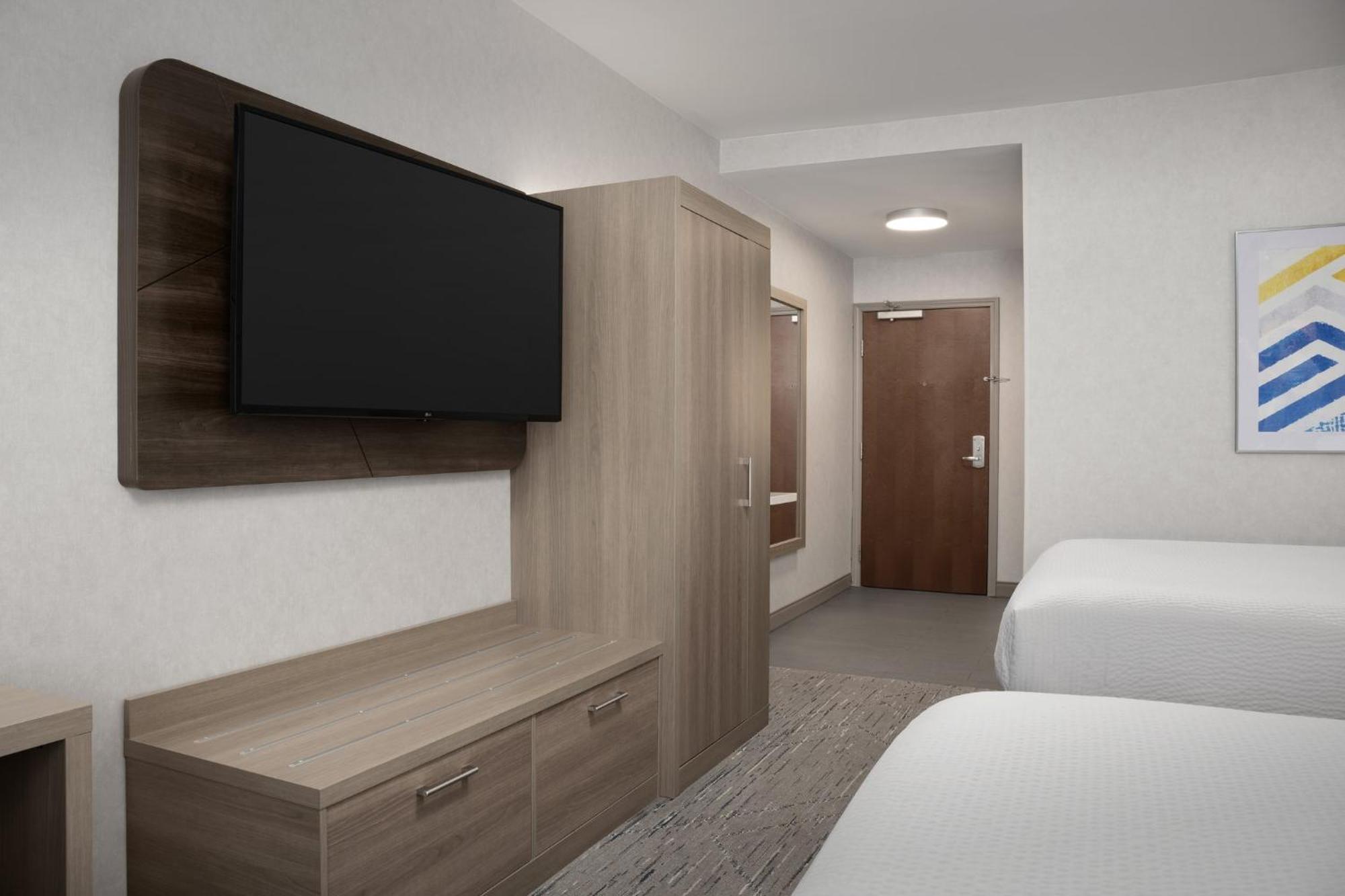 Holiday Inn Express & Suites Alexandria - Fort Belvoir By Ihg Экстерьер фото